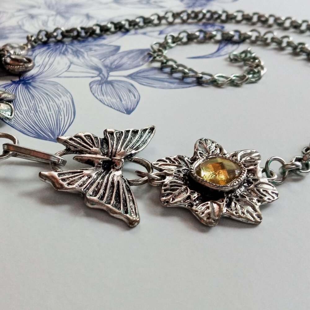 💙🌸🦋Chunky Crystal Rhinestone Heart Flowers Butterfly Statement Necklace🦋🌸💙 - Picture 10 of 12